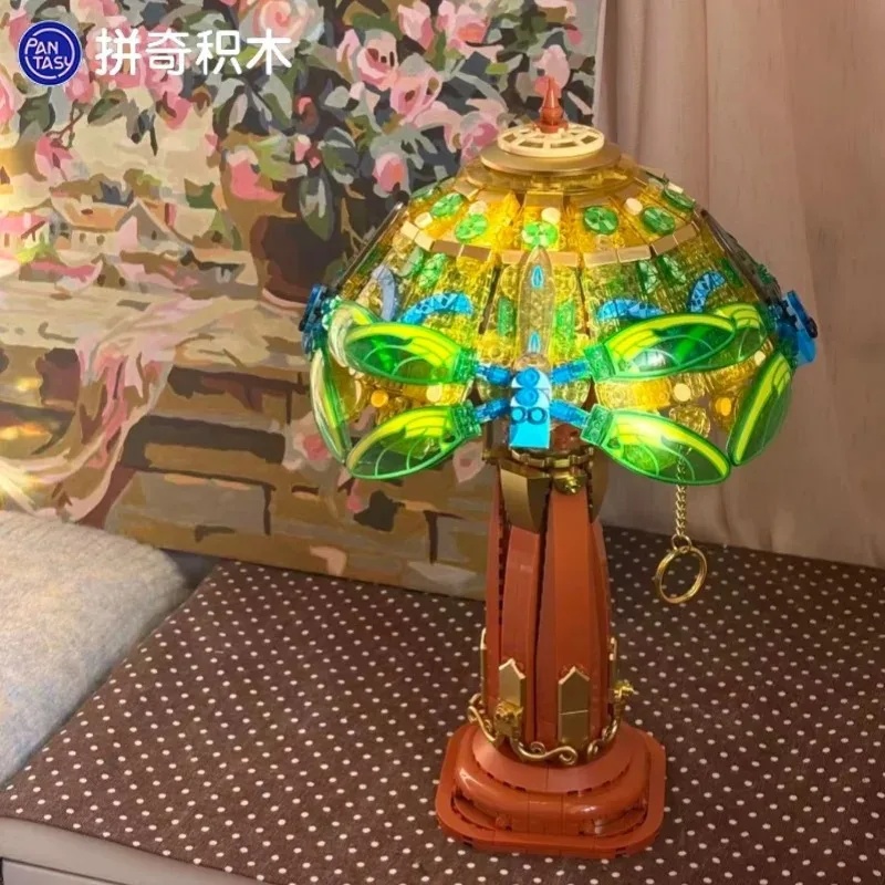 Pantasy Vintage Glass Desk Lam - đánh giá và giá Collectible Vintage Lamps